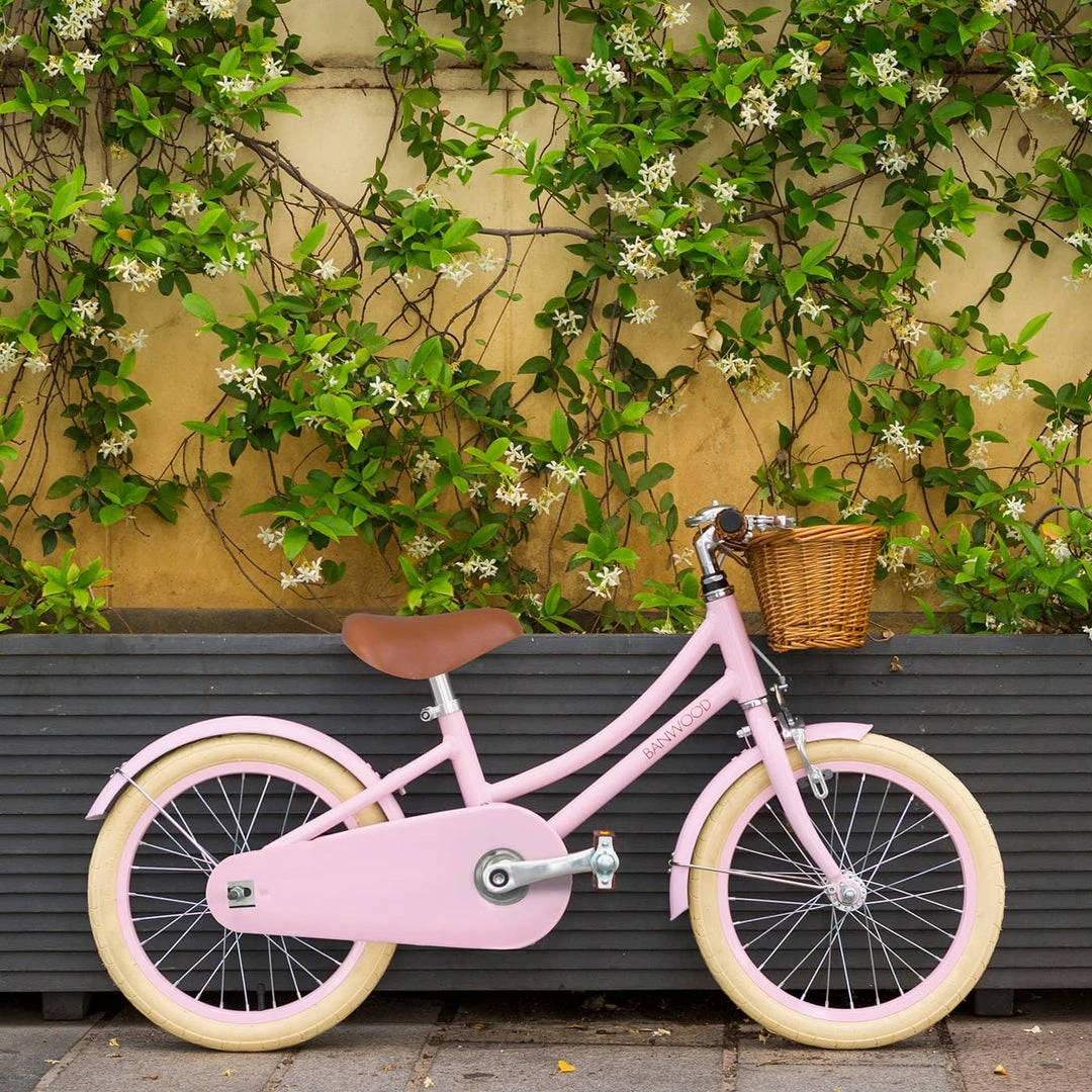 Banwood Classic Pedal Bicycle - Pink Bikes & Trikes 4 Banwood Classic Pedal Bicycle - Pink Bikes & Trikes