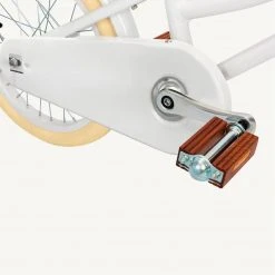 Banwood Classic Pedal Bicycle - White Bikes & Trikes