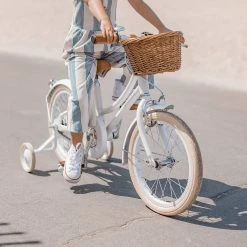 Banwood Classic Pedal Bicycle - White Bikes & Trikes