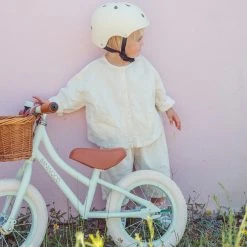 Banwood Helmet In White Bikes & Trikes