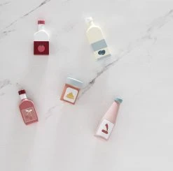 Kids Concept Kid's Concept - KID'S HUB Wooden Toy Condiment Bottle Set 7 Kids Concept Kid's Concept - KID'S HUB Wooden Toy Condiment Bottle Set