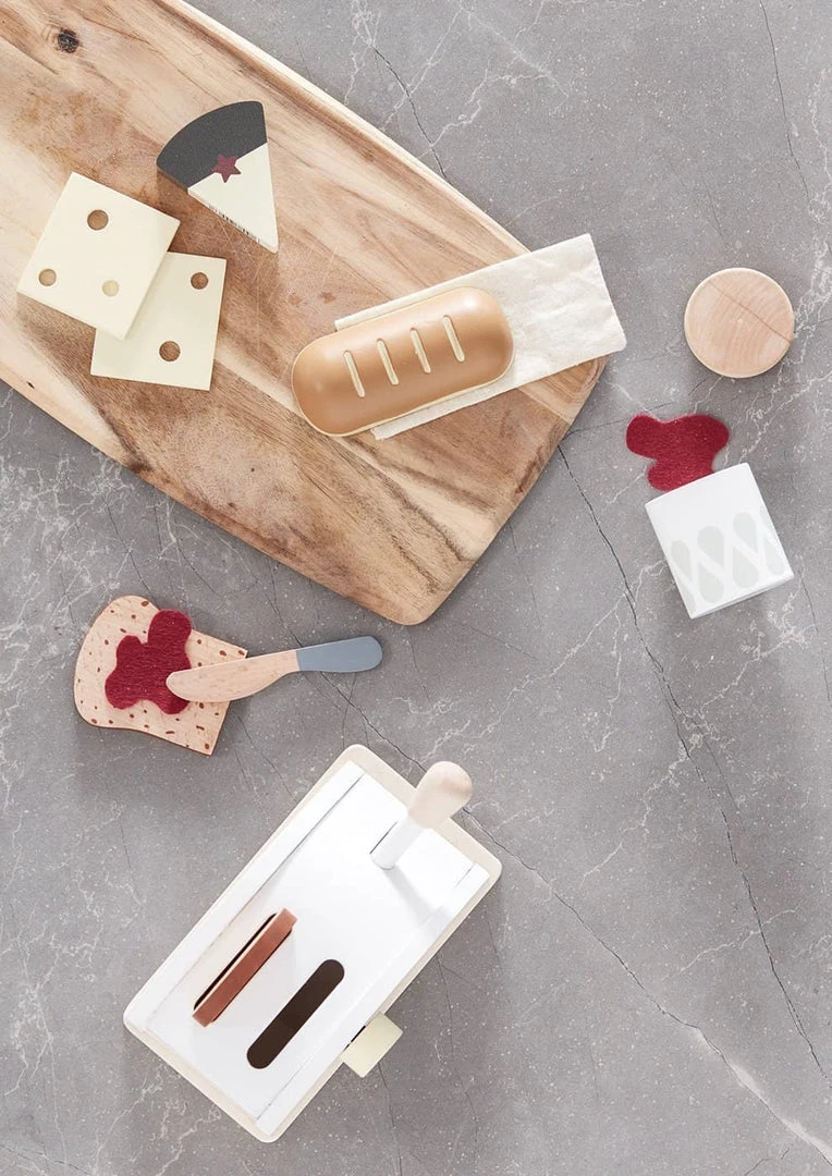 Kids Concept Pretend Play Kid's Concept - KID'S HUB Toy Toaster Set With 8 Accessories 5 Kids Concept Pretend Play Kid's Concept - KID'S HUB Toy Toaster Set With 8 Accessories