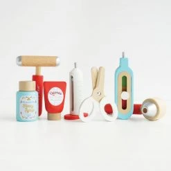 Le Toy Van - Wooden Doctor's Set