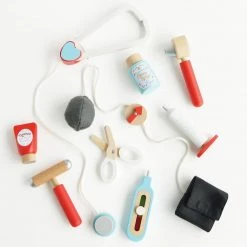 Le Toy Van - Wooden Doctor's Set