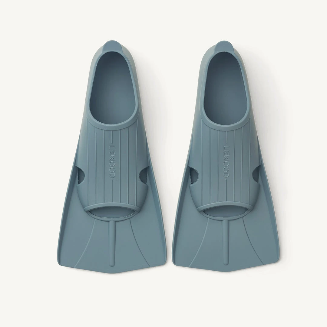 Holiday Shop Liewood - Gustav Swim Fins - Whale Blue (available In 3 Sizes) 3 Holiday Shop Liewood - Gustav Swim Fins - Whale Blue (available In 3 Sizes)