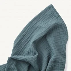 Liewood - Ben Organic Cotton Muslin Swaddle Solid - Whale Blue Sale 8 Liewood - Ben Organic Cotton Muslin Swaddle Solid - Whale Blue Sale