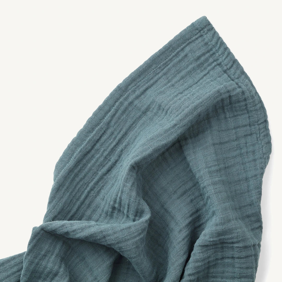 Liewood - Ben Organic Cotton Muslin Swaddle Solid - Whale Blue Sale 5 Liewood - Ben Organic Cotton Muslin Swaddle Solid - Whale Blue Sale