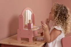Little Dutch - Vanity Table Pretend Play 14 Little Dutch - Vanity Table Pretend Play