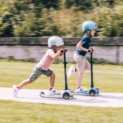 Scoot And Ride Scooter - Highwaykick 3 LED In Ash