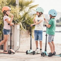 Scoot And Ride Scooter - Highwaykick 3 LED In Kiwi 12 Scoot And Ride Scooter - Highwaykick 3 LED In Kiwi