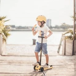 Scooters And Ride Ons Scoot And Ride Scooter - Highwaykick 3 LED In Lemon
