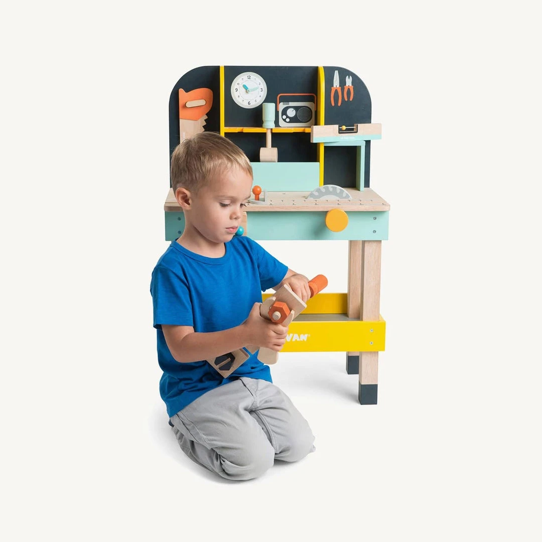 Le Toy Van - Alex's Tool Bench Wooden Play Set 8 Le Toy Van - Alex's Tool Bench Wooden Play Set